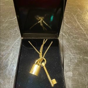 Victoria's Secret Scandalous Lock & Key Gold Necklace